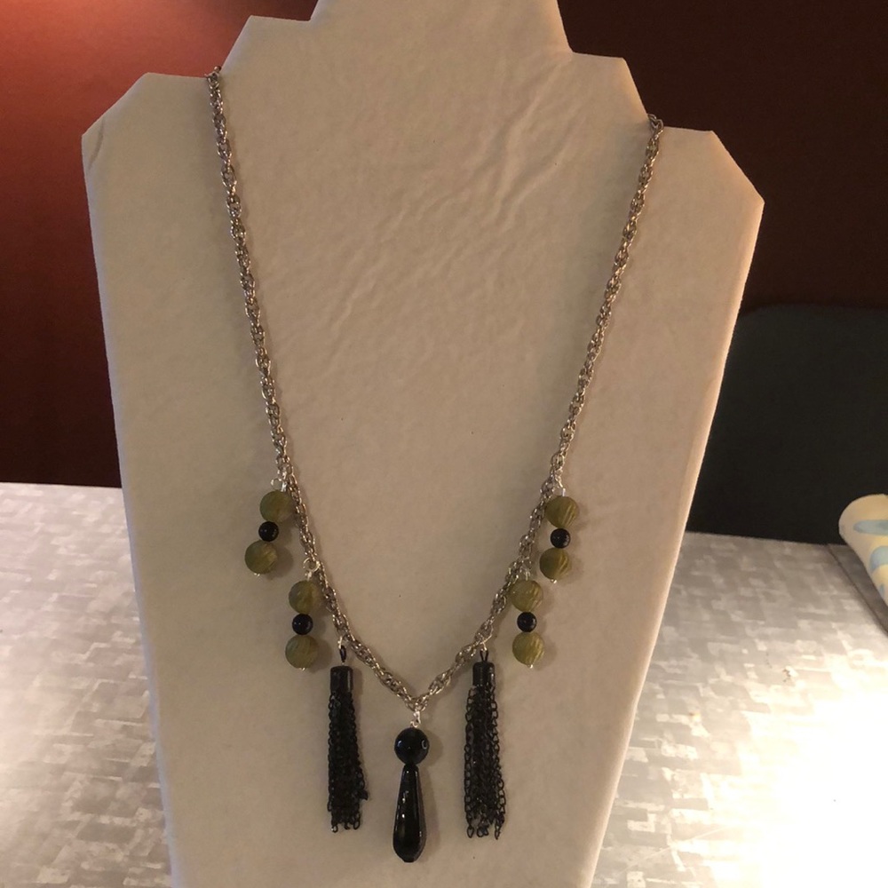 Tassels with olive green/black beads